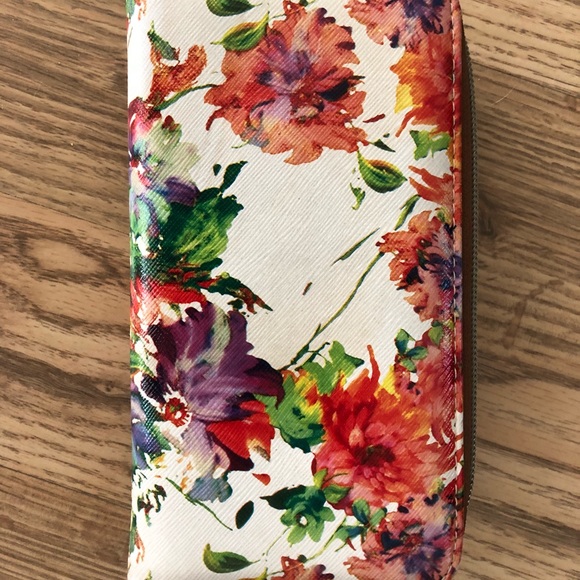 Floral wallet - Picture 2 of 4